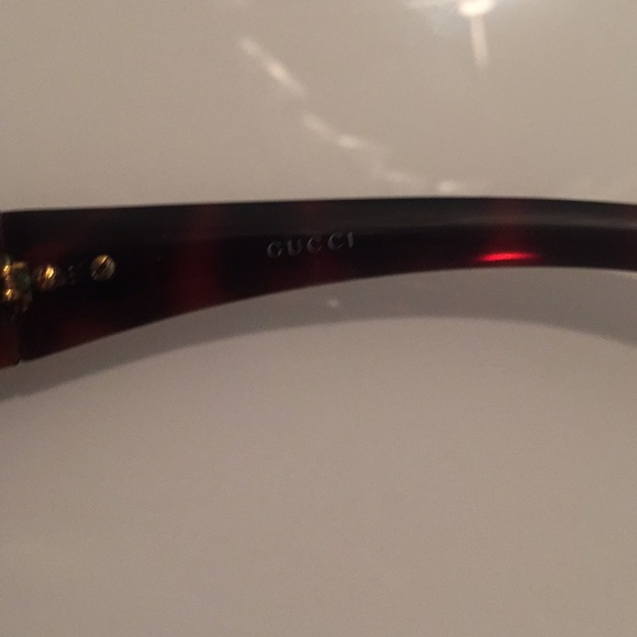 Gucci Tourtise colored sunglasses, authentic - Picture 9 of 15